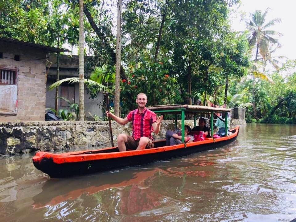Alappuzha The Blues酒店 外观 照片